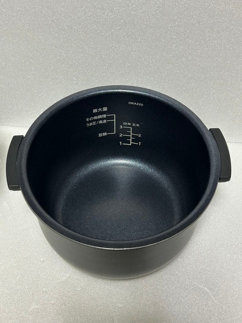 【美品】TIGER 電気圧力鍋 《23年製》 COOKPOT マットホワイト