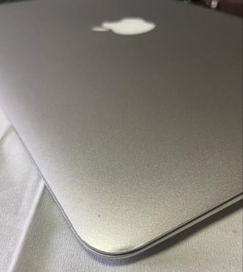 Apple MacBook Air 2015 13インチ