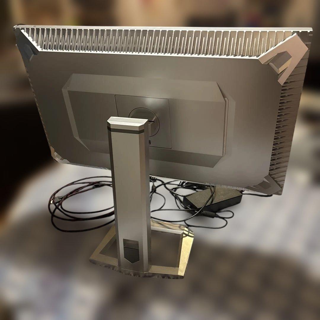 INNOCN 27M2V モニター 本体