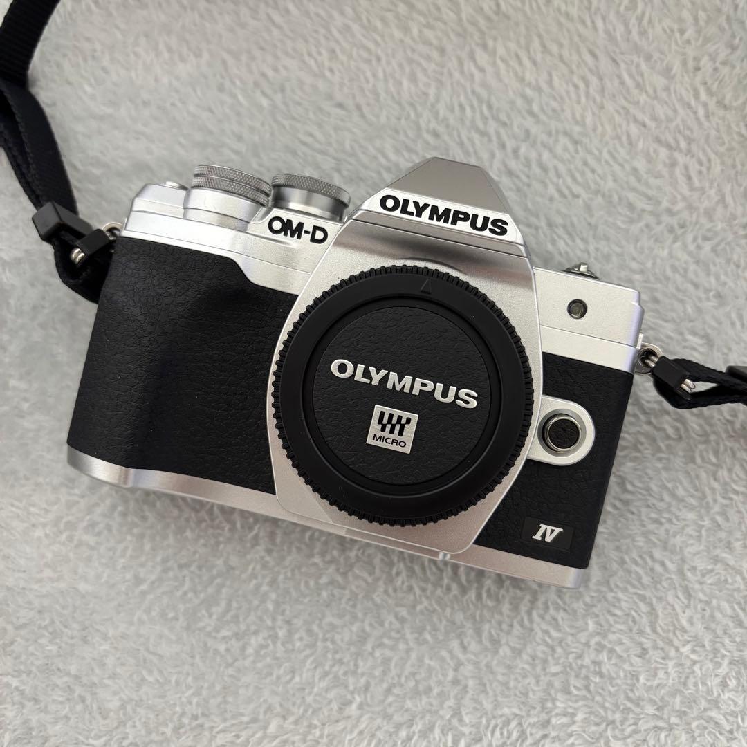 オリンパスOlympus om-d MarkIV 一眼レフ　カメラ ミラーレス