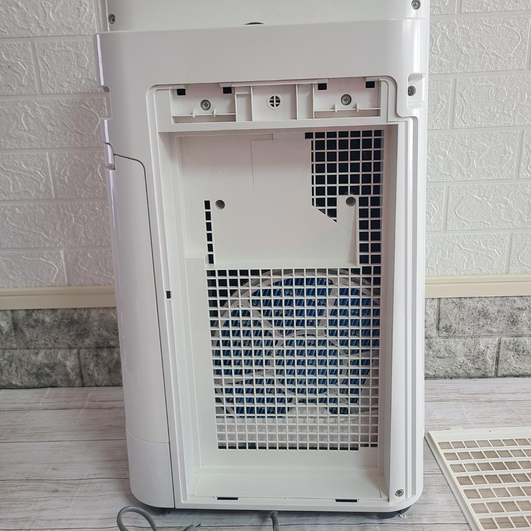 シャープ　SHARP 加湿空気清浄機 KC-J50-W プラズマクラスター