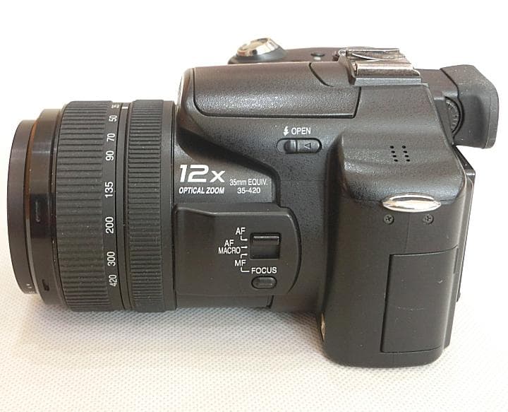 【Panasonic】LUMIX DMC-FZ50【1,010万画素】