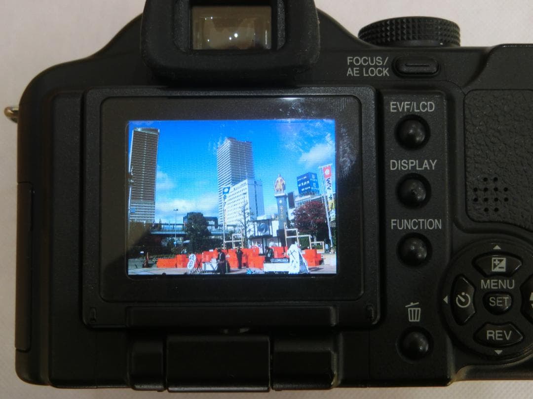 【Panasonic】LUMIX DMC-FZ50【1,010万画素】