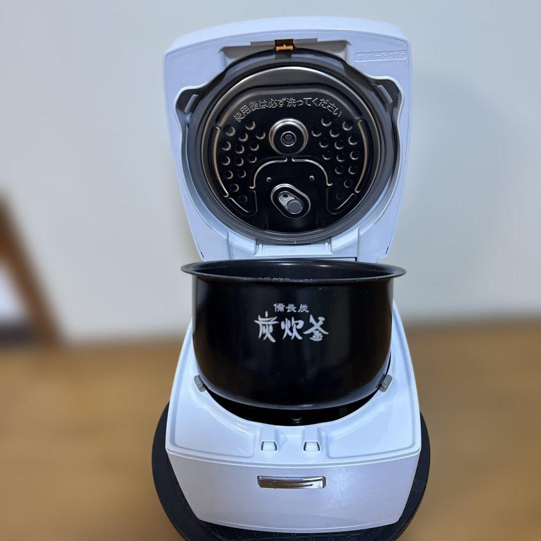 三菱　炊飯器　5.5合炊き　NJ-VEC10-H 2022年製