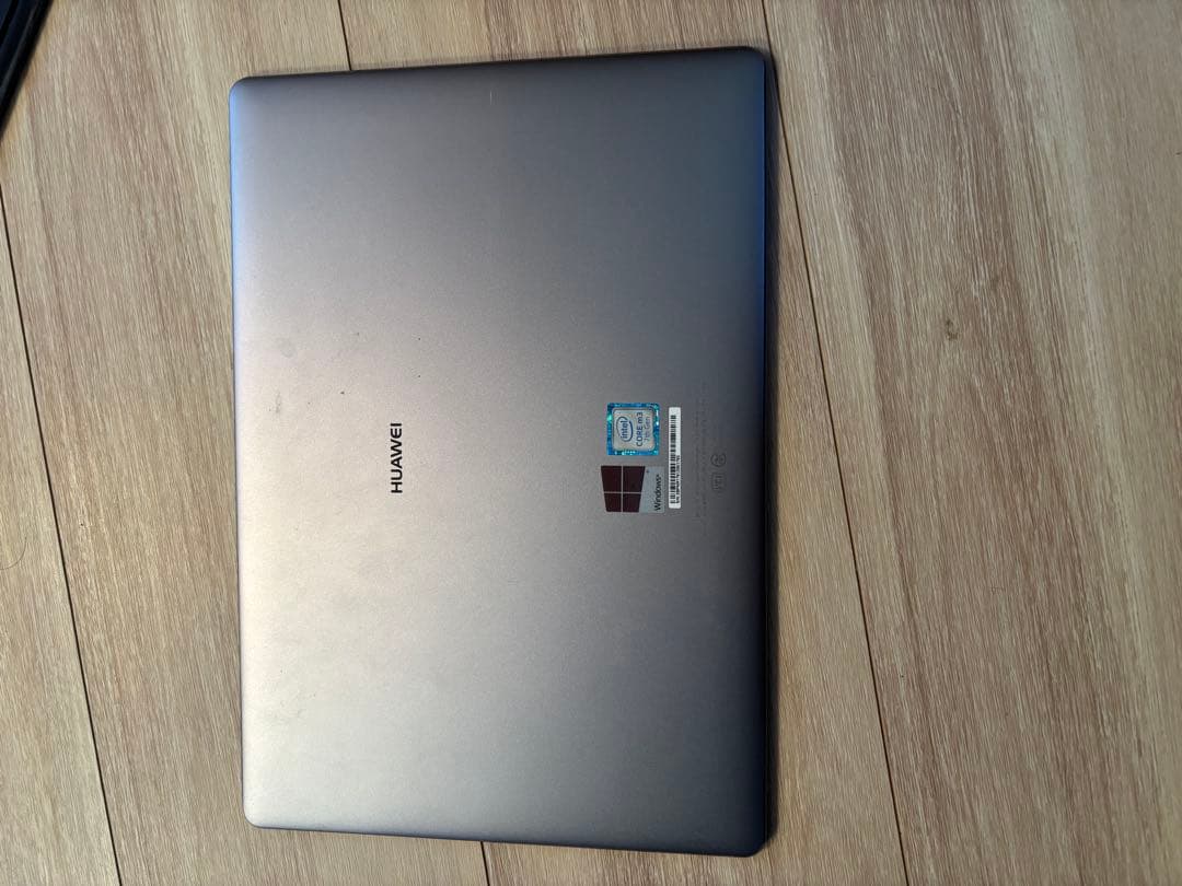 Huawei MateBook E 2017 Core m3動作品 ジャンク扱い