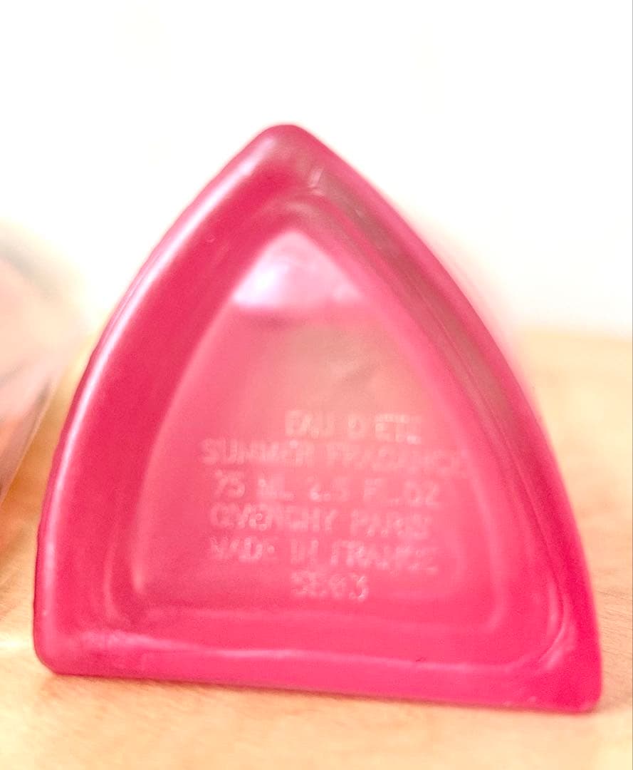 ジバンシィ ヴェリィイレジスティブル EDT50ml アルコールフリー75ml