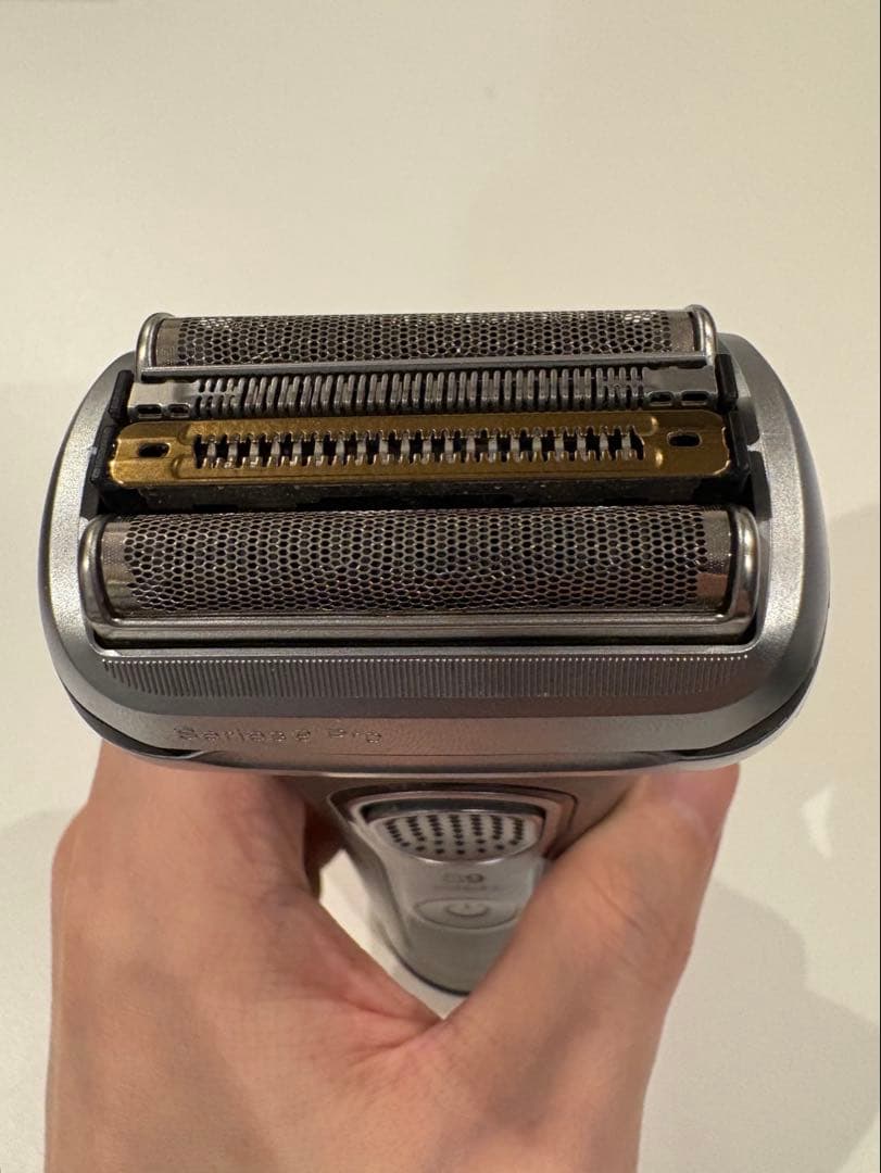 Braun Series 9 9345s-V 刃は交換済み