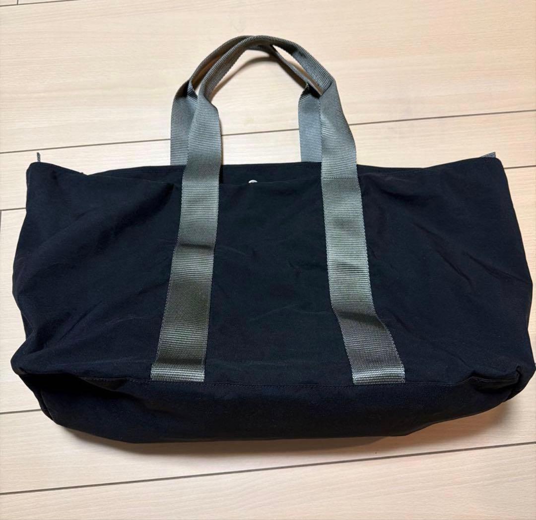 PRADA スポーツ/トートバック　大容量