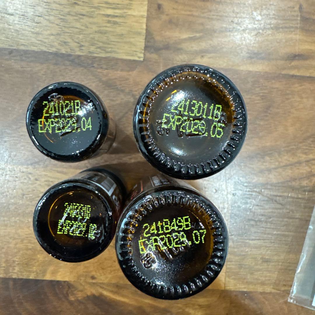 doTERRA エッセンシャルオイルセット 28本　ウッドボックス付き