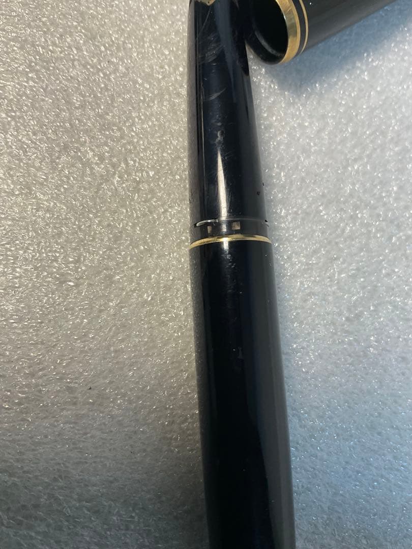 モンブラン 万年筆 黒　Mont Blanc 221