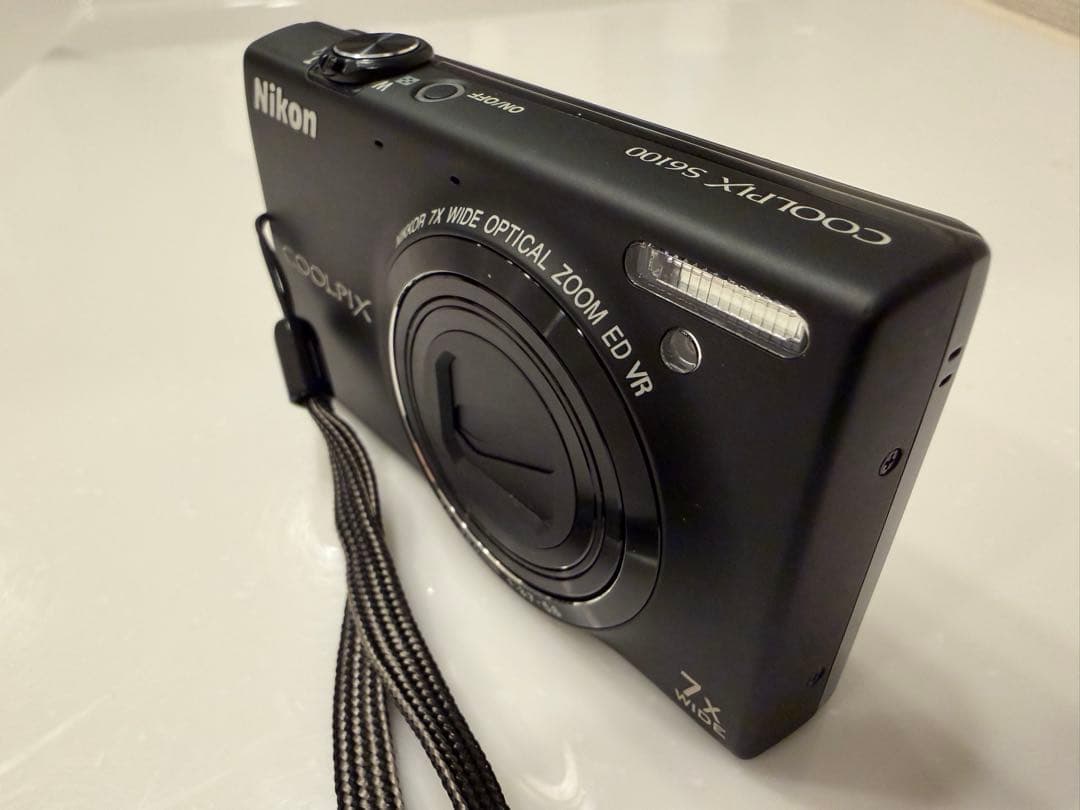 Nikon COOLPIX S6100 コンパクトデジタルカメラ　ブラック