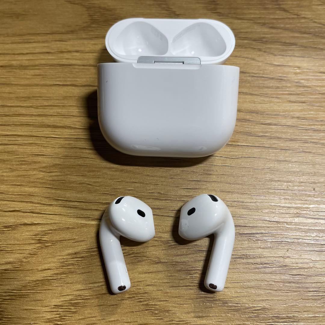Apple Airpods 第4世代　ノイズキャンセリング付きなし　A3053
