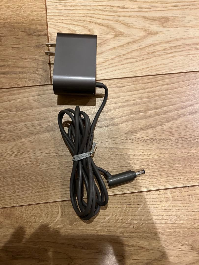 dyson v8 slim fluffy ジャンク品