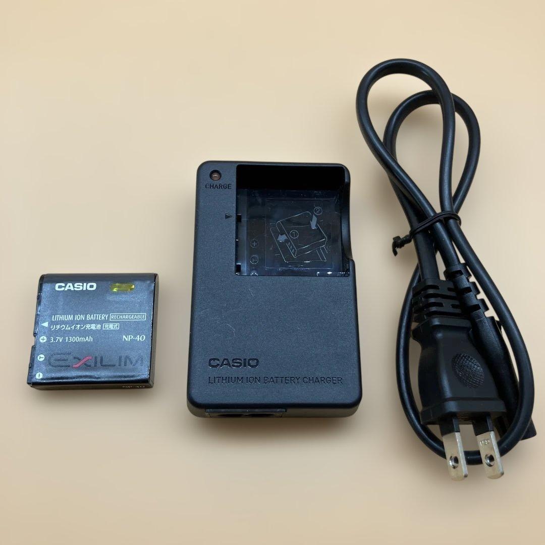 【状態良好】【付属品多数】CASIO EXILIM EX-Z1050 シルバー