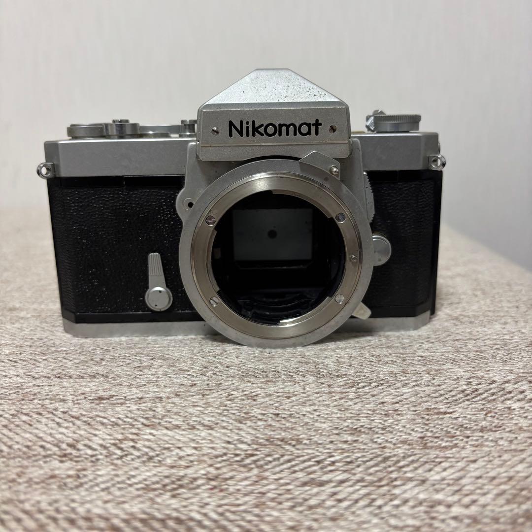 フィルムカメラ Nikon Nikomat NIKKOR-Q Auto 200mm F4