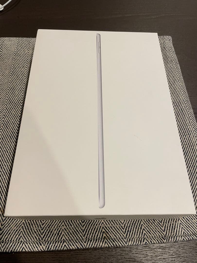 アップル iPad Air 第3世代 WiFi 64GBシルバー