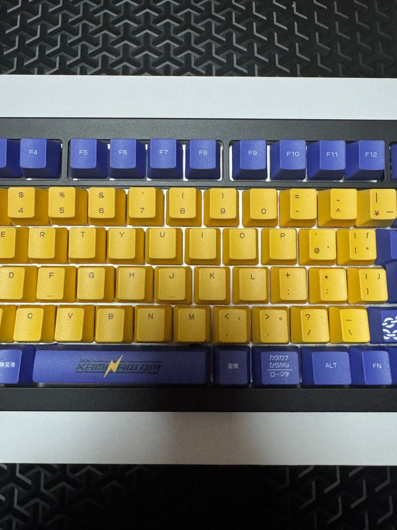 ぷいすぽキーボード　神成きゅぴモデル