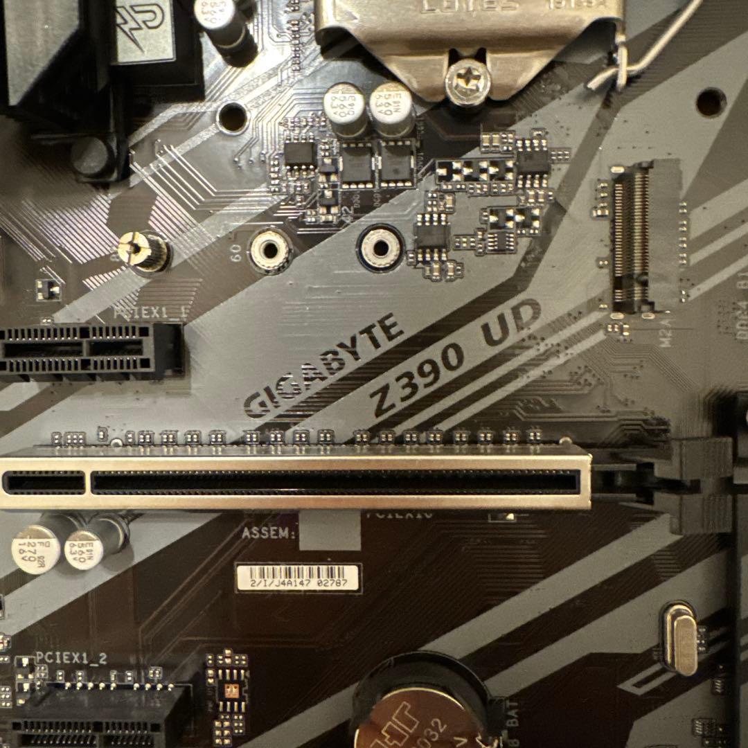 GIGABYTE Z390UD マザーボード