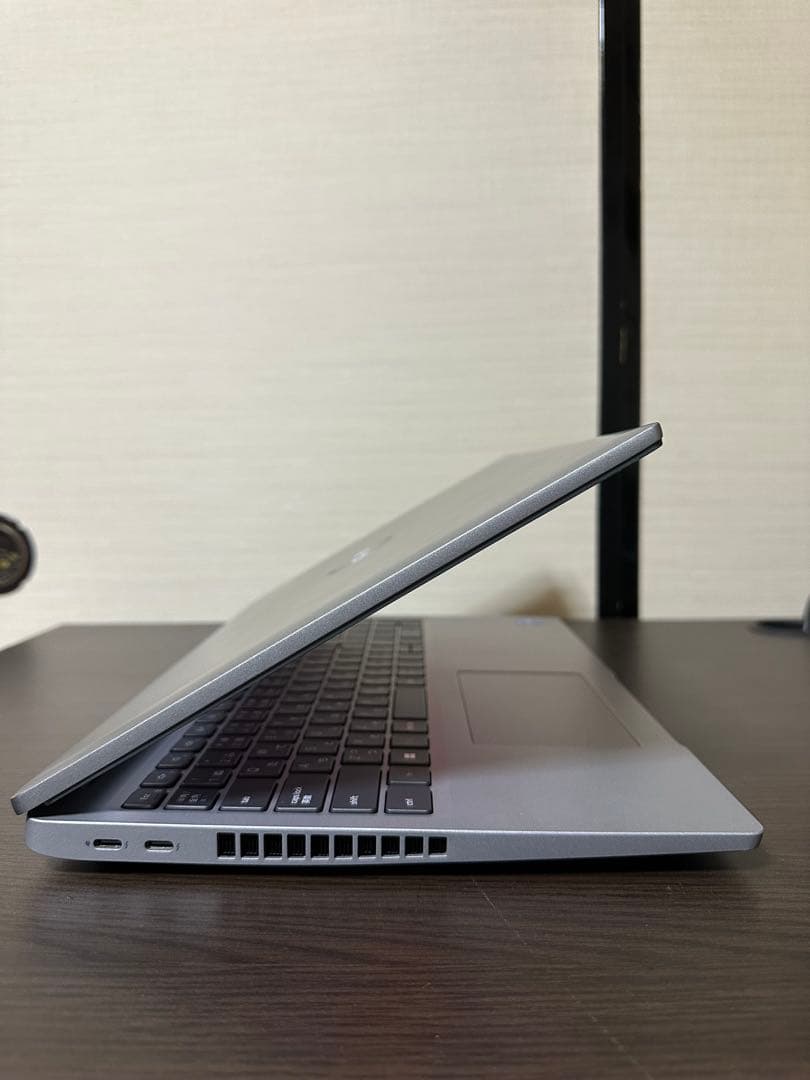 Dell Latitude 5520 バッテリー100％SSD512GB