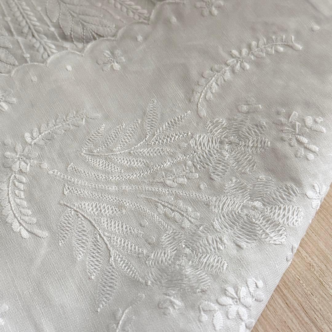 フランスアンティーク風 リネン 刺繍 シャドーワークカットワーク テーブルクロス
