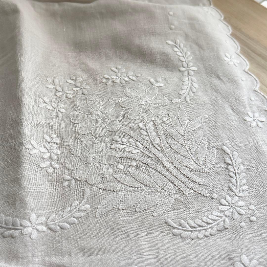 フランスアンティーク風 リネン 刺繍 シャドーワークカットワーク テーブルクロス