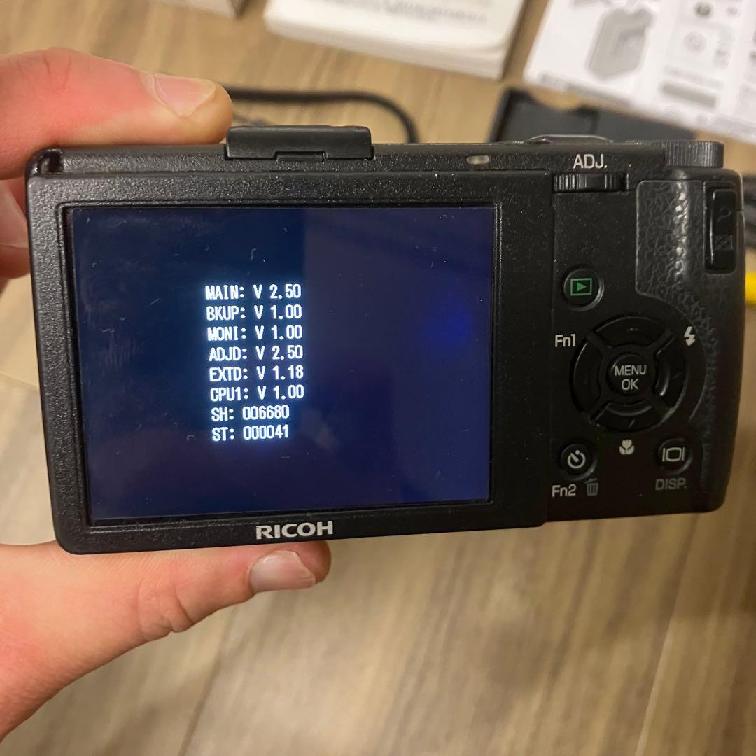 RICOH GR DIGITAL III 箱付き 予備バッテリーあり