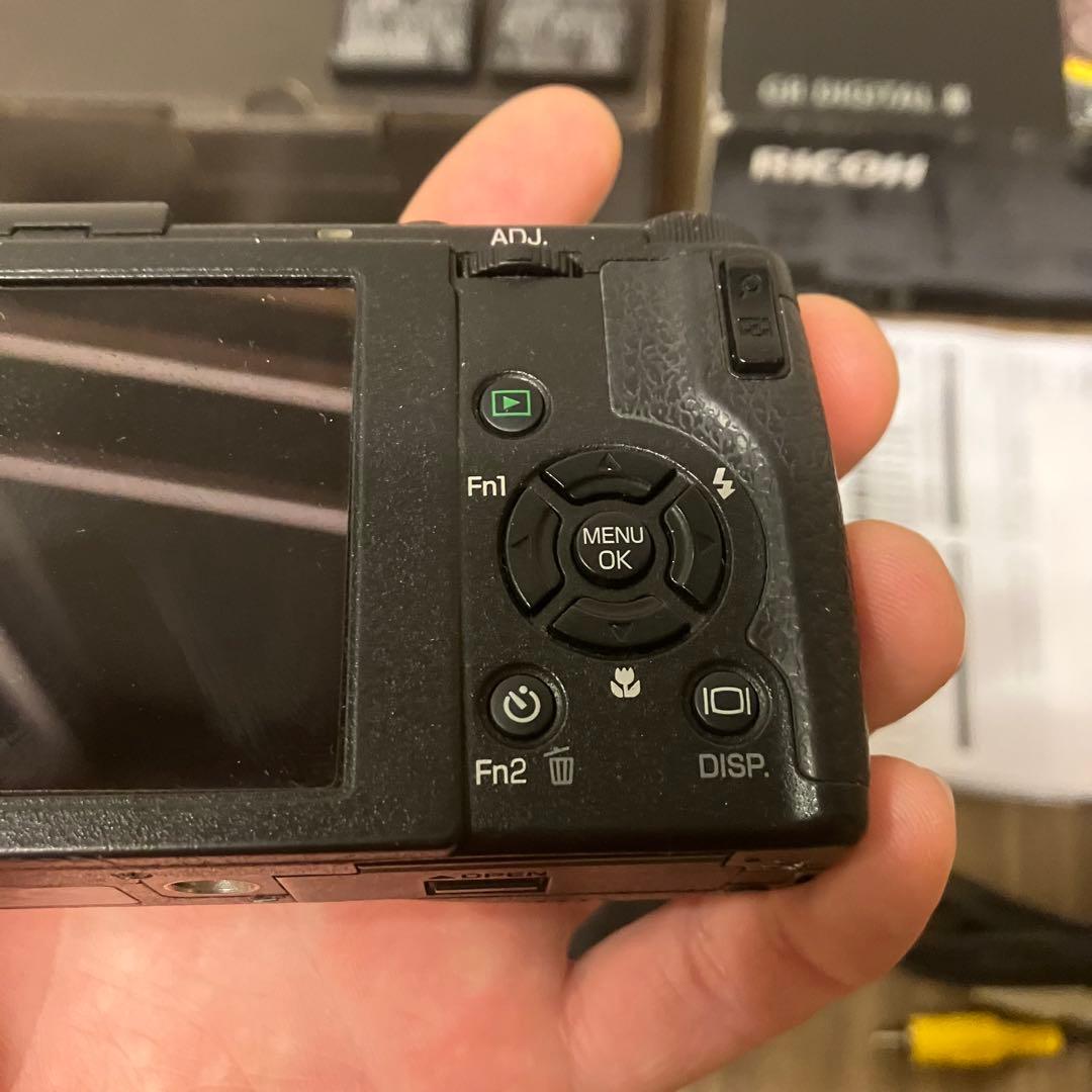 RICOH GR DIGITAL III 箱付き 予備バッテリーあり