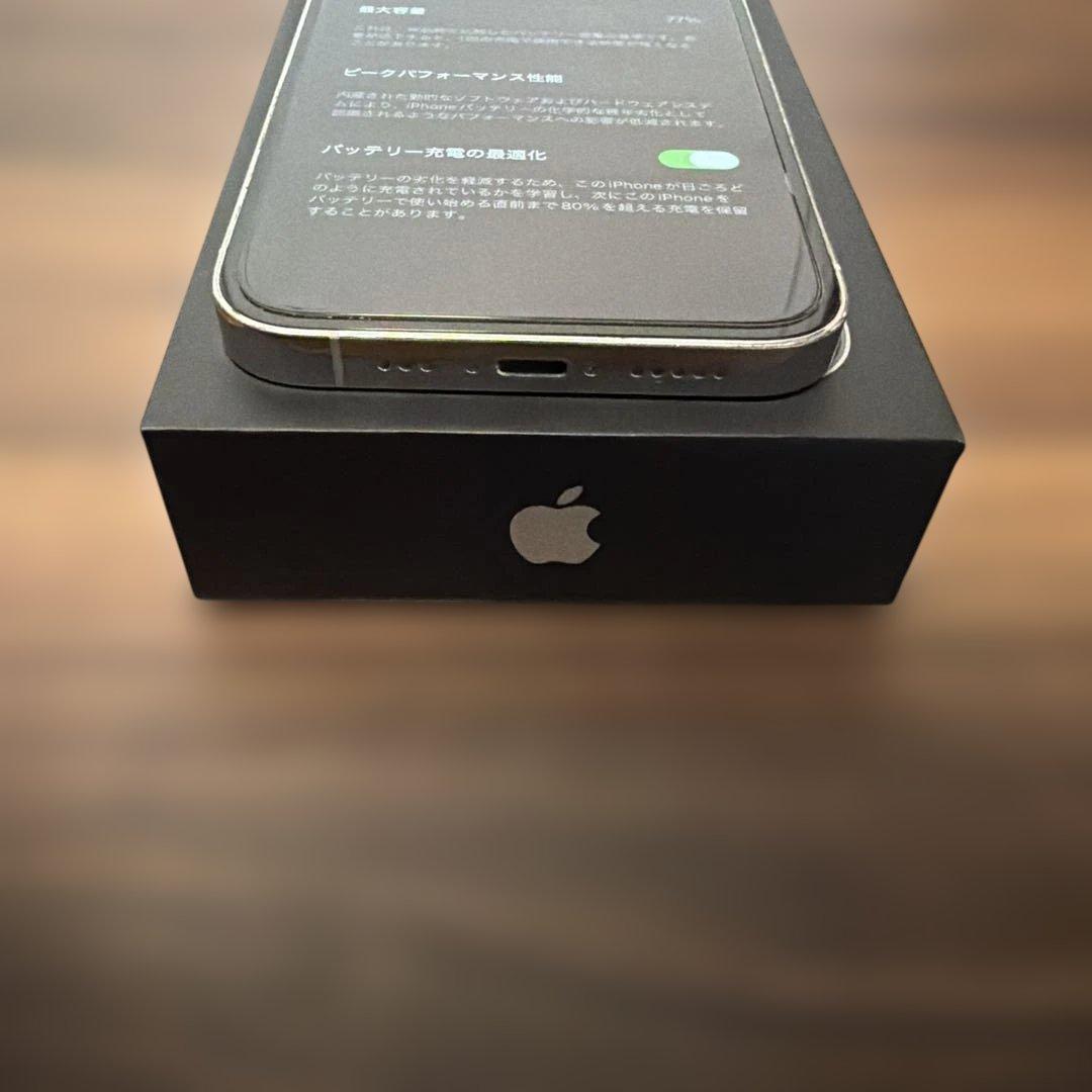 Apple iPhone 12 pro 256G シルバー