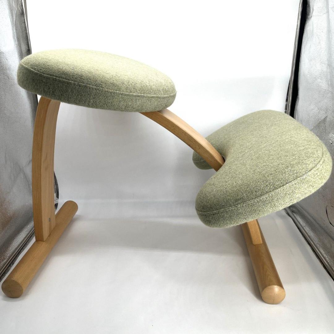 【美品】リボ バランスイージー 姿勢矯正 チェア
