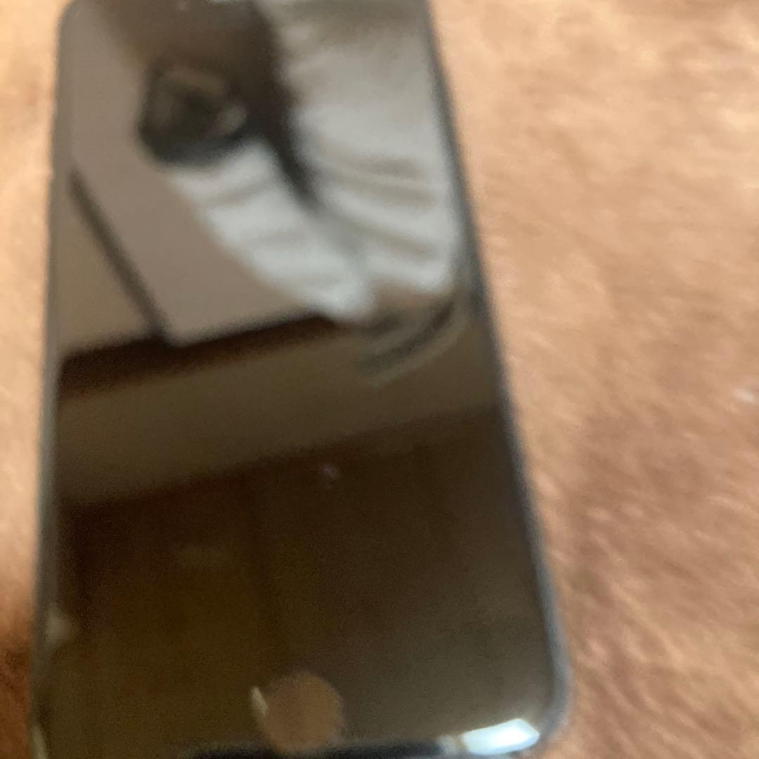 iPhone 7ブラック 128GB本体