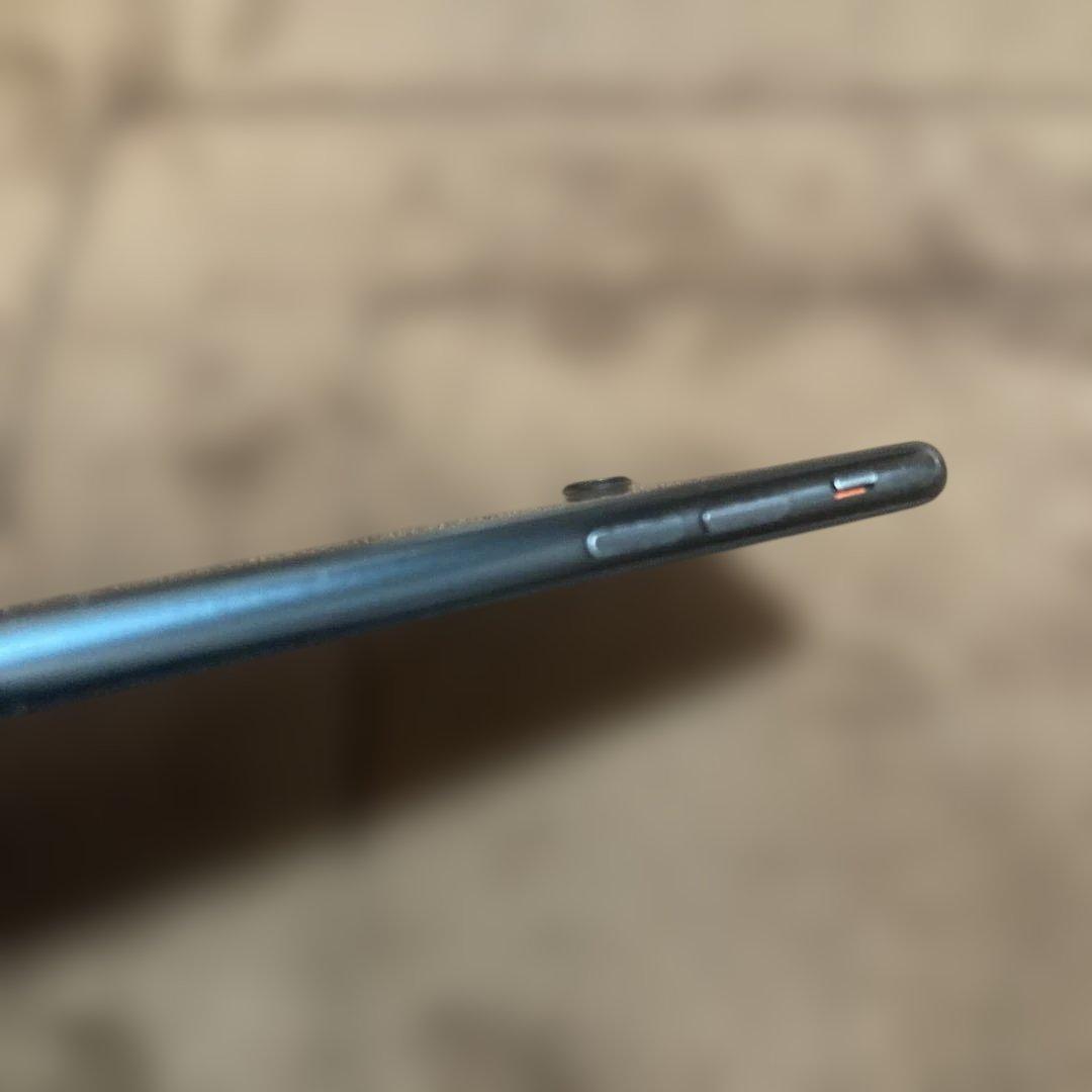 iPhone 7ブラック 128GB本体