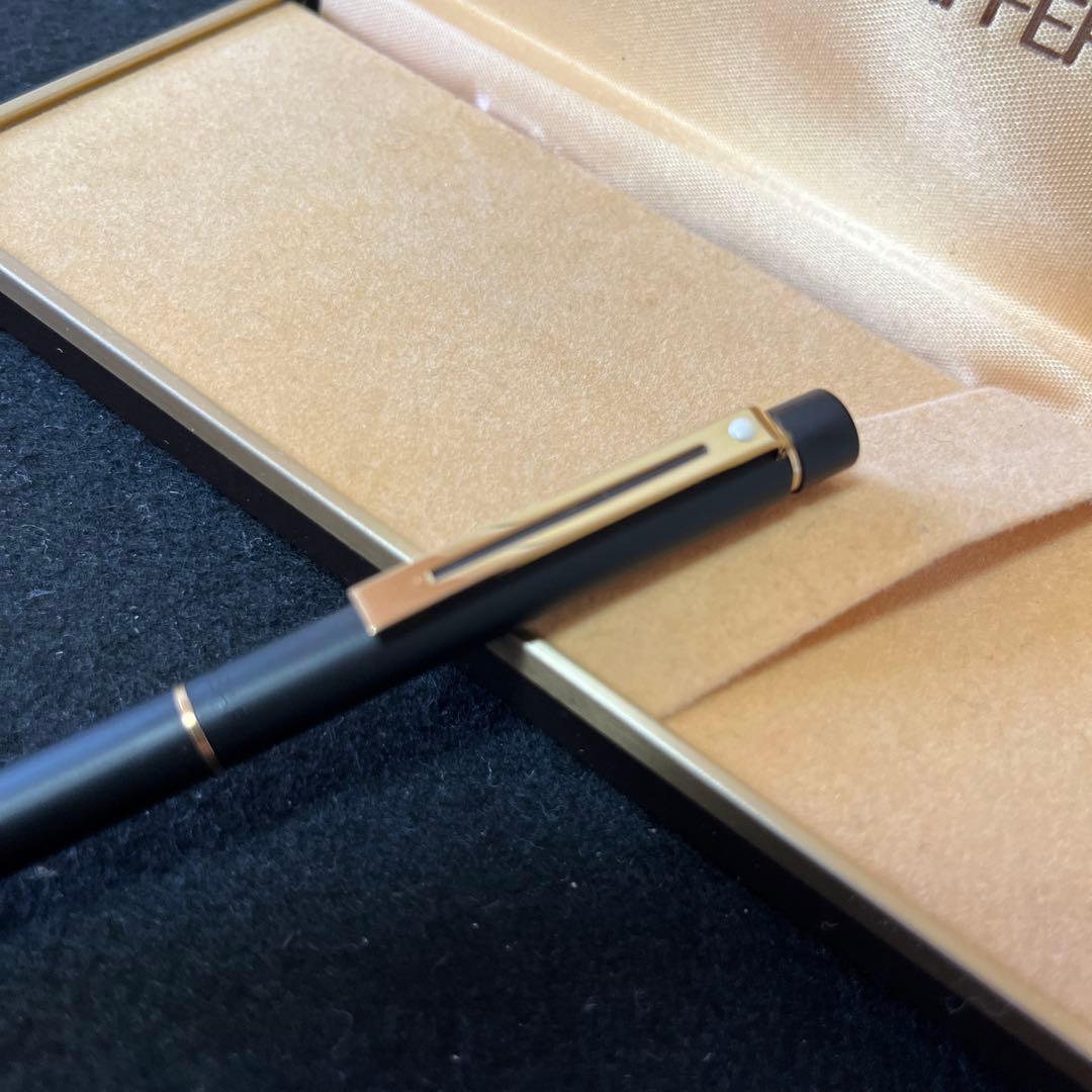 ◽️SHEAFFER◽️ボールペン◽️マットブラック◽️ゴールドトリム◽️スリムタイプ