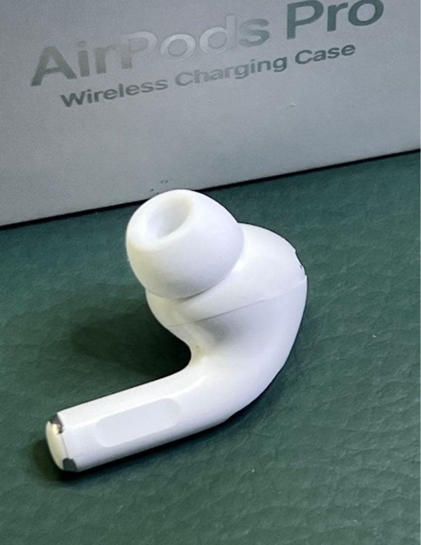 AirPods Pro第2世代の左イヤホンApple正規品完動品モデルA2699