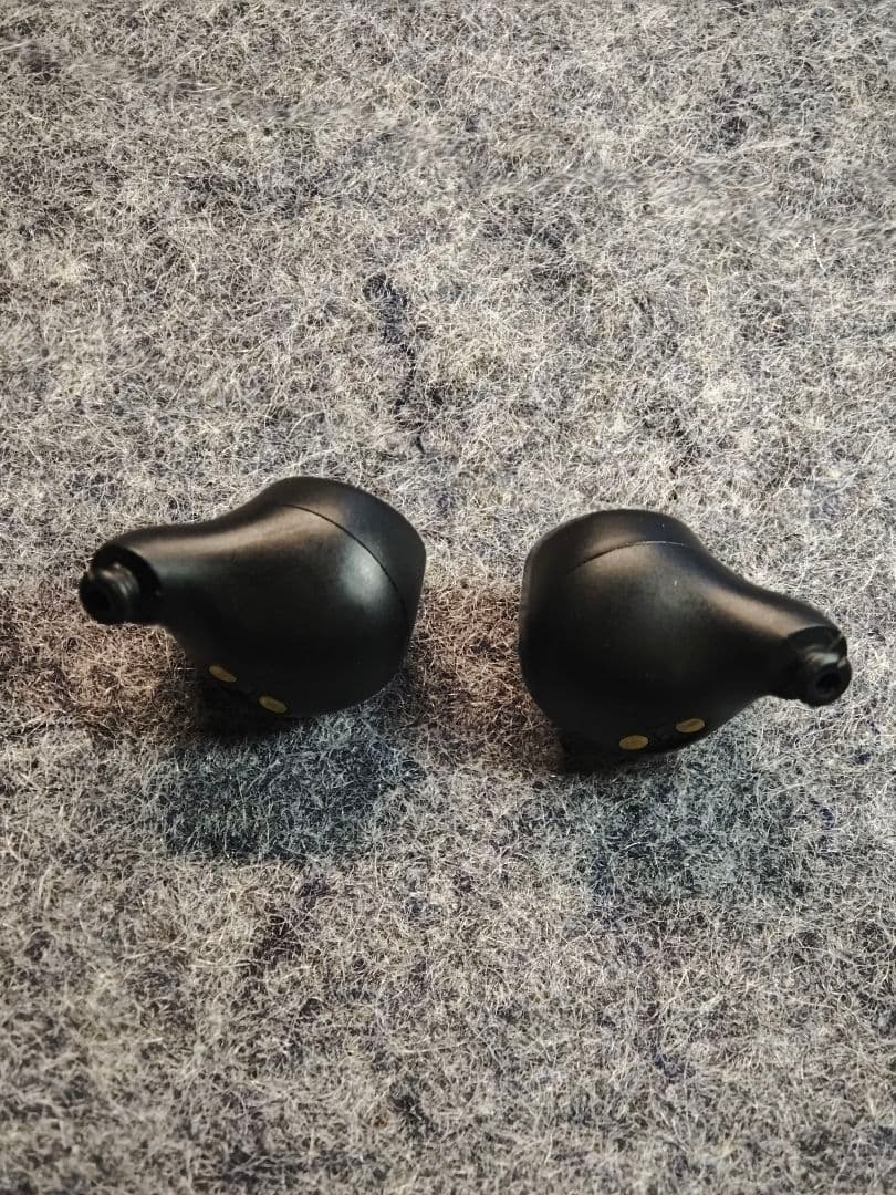 イヤホン Jabra Elite7 Pro Titanium Black