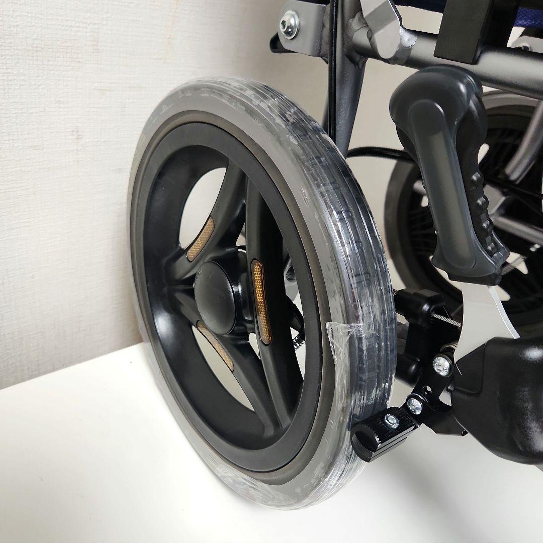 Miki　介助用　多機能　超軽量　ノーパンクタイヤ　車椅子　CRT-8