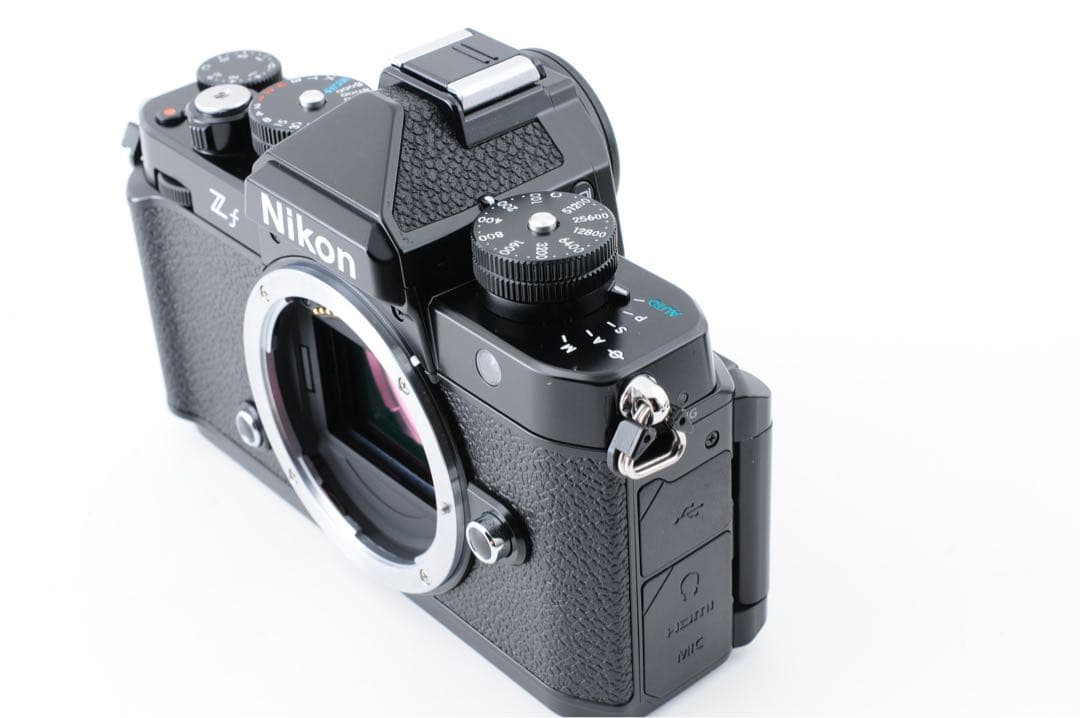 ほぼ新品 【SC:497回】 ニコン Nikon Zf 箱 128GB SD付き