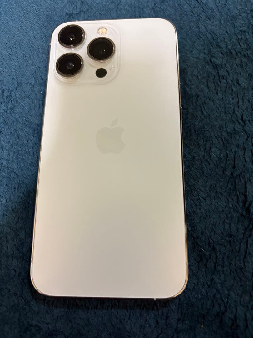 iPhone13pro 256GB 画面傷あり