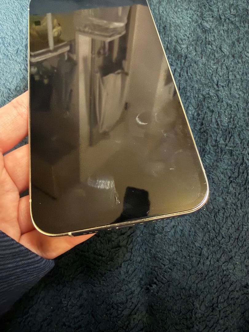 iPhone13pro 256GB 画面傷あり