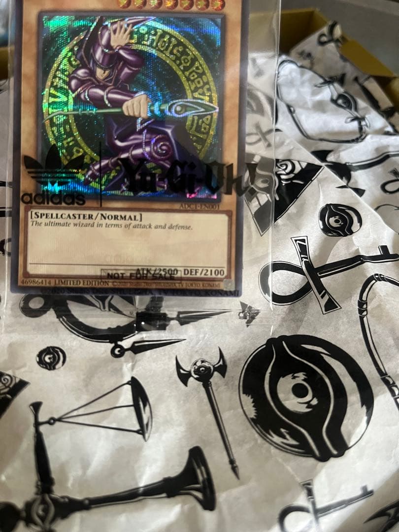 遊戯王ブラックマジシャンadidas DARK MAGICIANアディダスコラボ