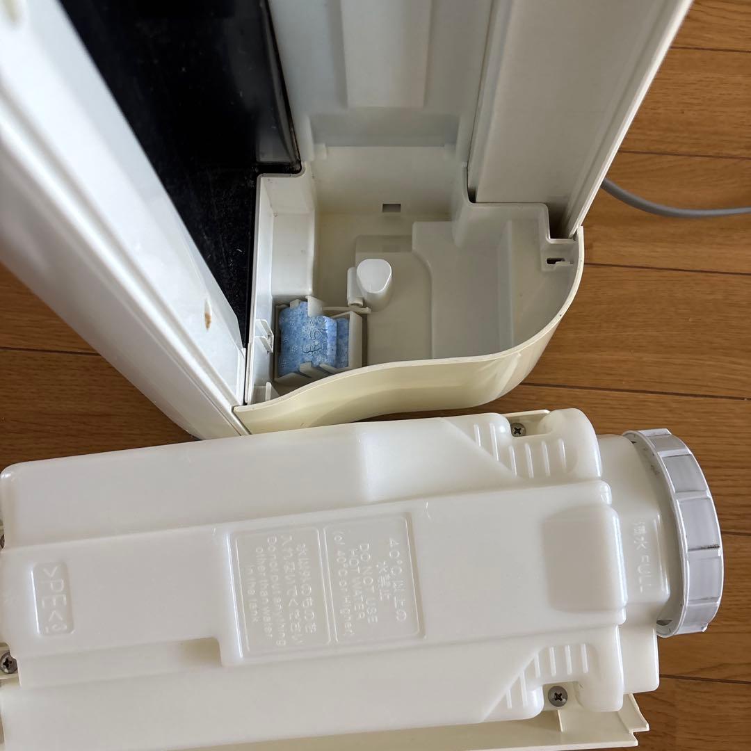 空気清浄機・イオン発生器 SHARP KC- 500 Y8- W