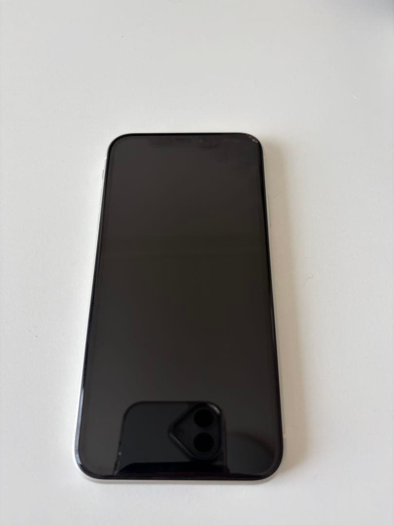 iPhone 11 128GB ホワイト　SIMフリー