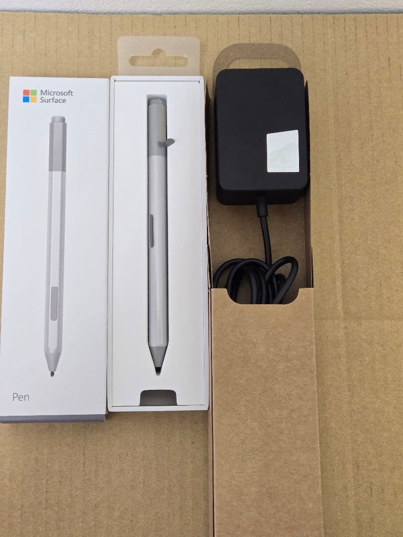 Windowsタブレット本体 Surface Go3 LTE i3 / 8GB / 256GB
