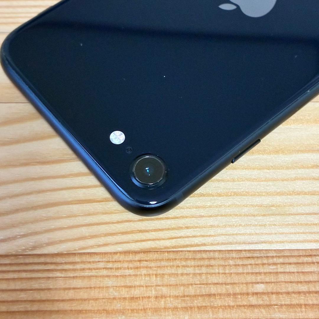雪*ま様 バッテリー新品　iPhoneSE第3世代64GB SIMフリー　美品