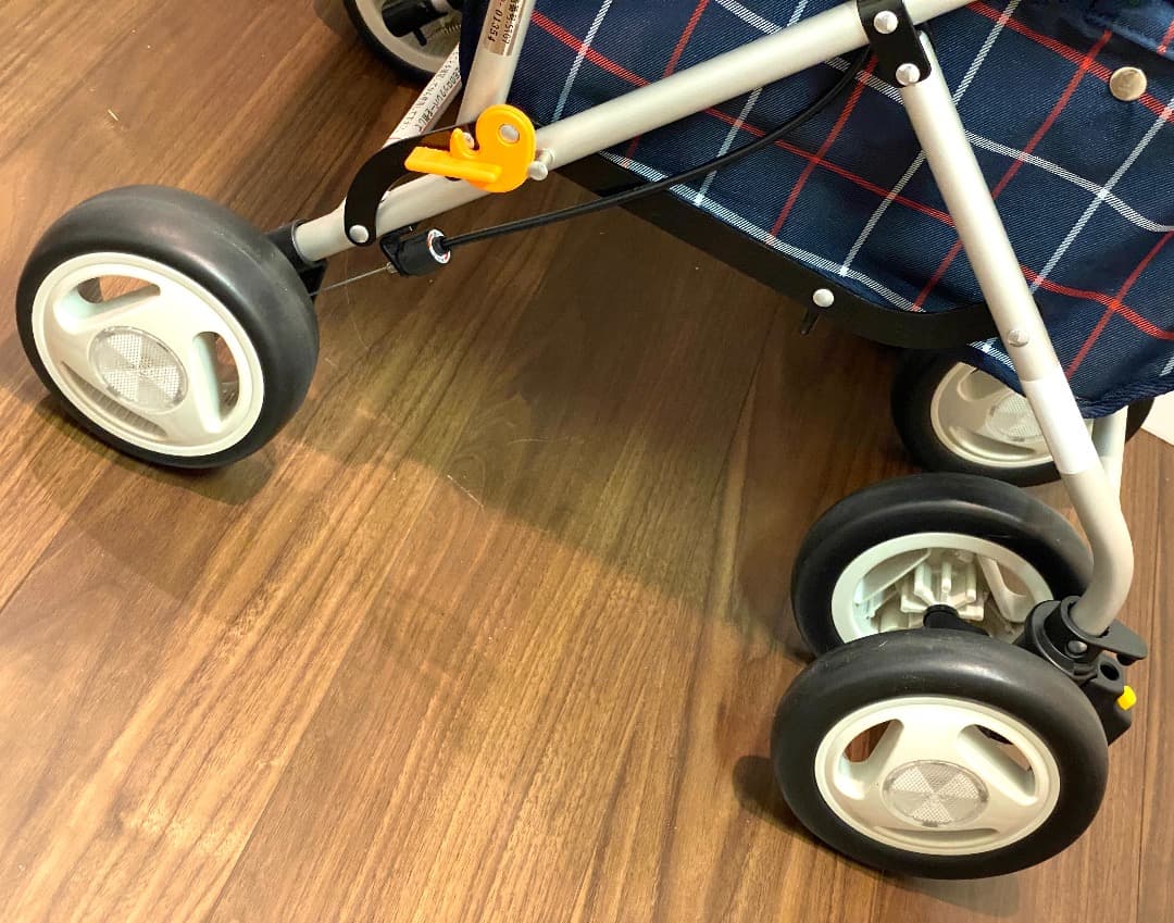 美品！幸和製作所 テイコブ ST07 座れるタイプ！折りたたみ式 シルバーカー