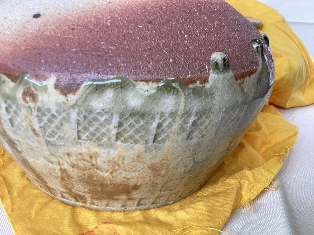 茶道具　水指　陶芸家　太子窯　鈴木八郎作　共布・化粧箱　未使用品　穴窯灰釉印花