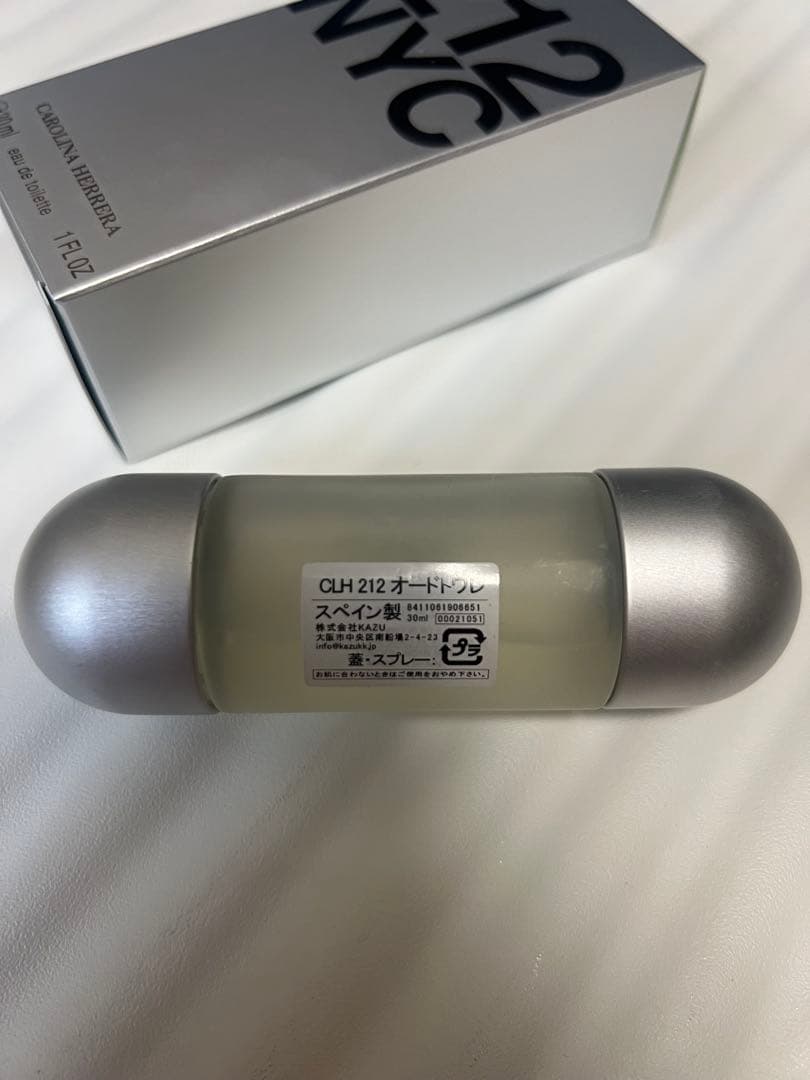キャロライナヘレラ　オードトワレ　212 30ml