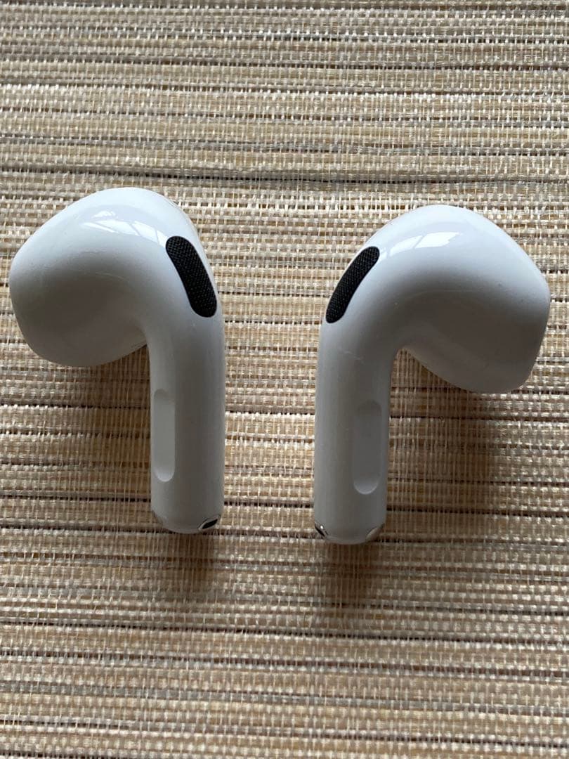 AirPods 4 MXP63J/A エアポッズプロ