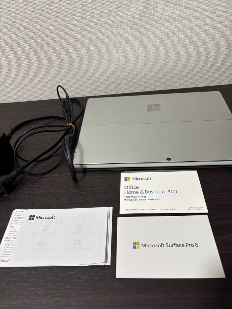 Microsoft Surface Pro 8 本体