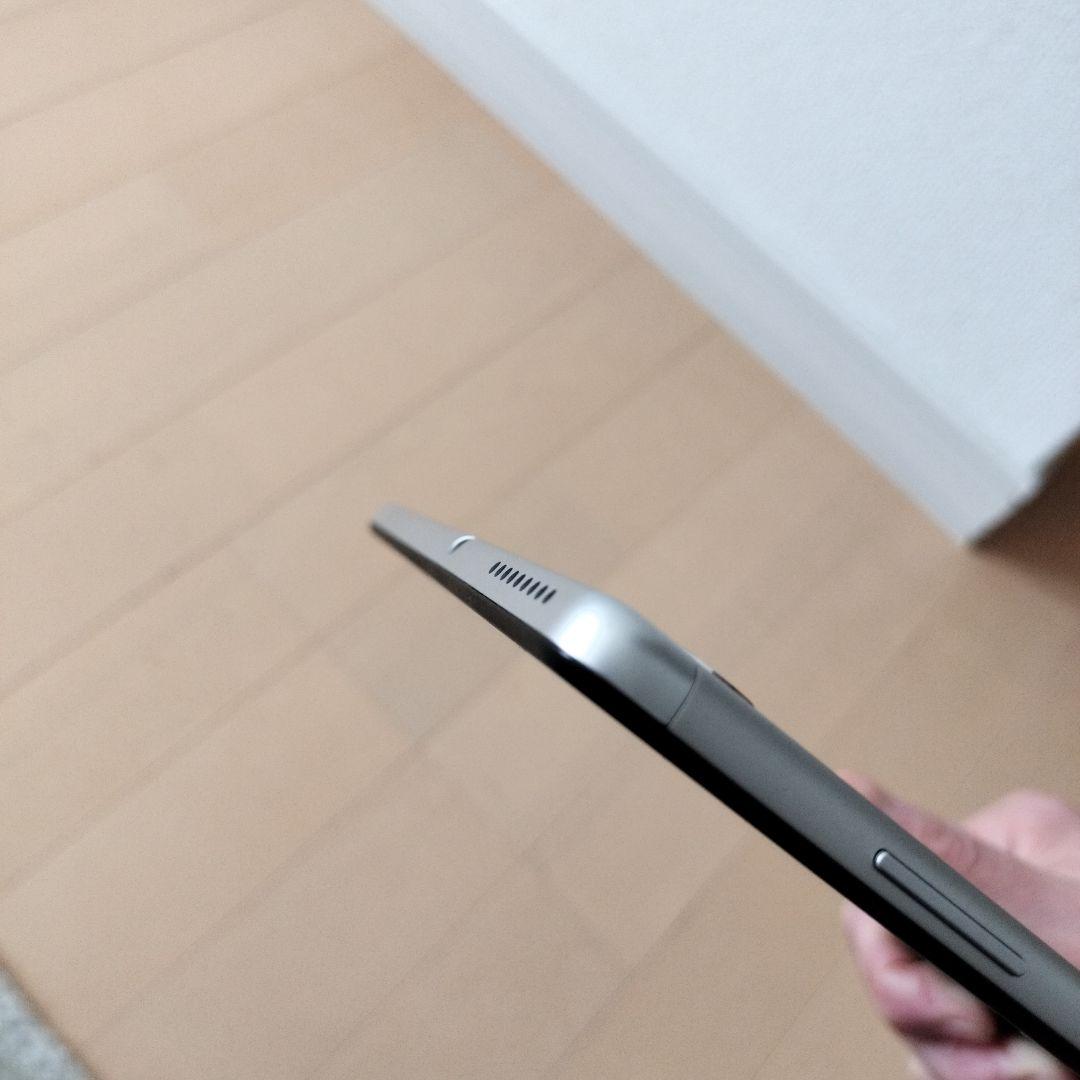 NEC　LAVIE Tab E 10.3インチ（ケース付き）