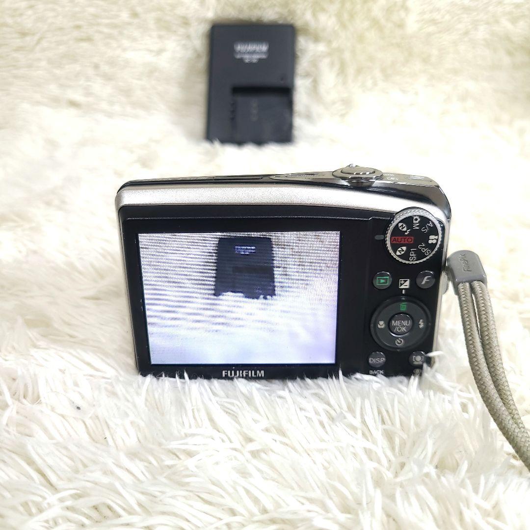 FUJIFILM 富士フィルム FINEPIX F50fd デジタルカメラ
